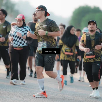 Runner Photo 6399951