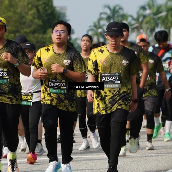 Runner Photo 6400101