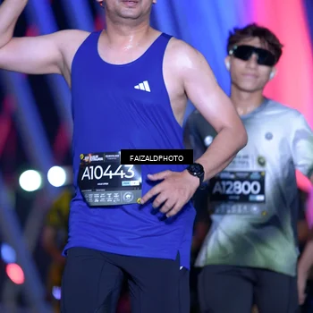 Runner Photo 6400115