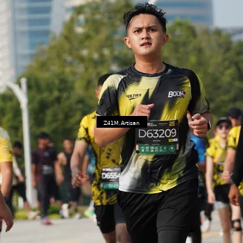 Runner Photo 6400123