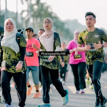 Runner Photo 6400174