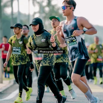 Runner Photo 6400175
