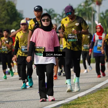 Runner Photo 6400264