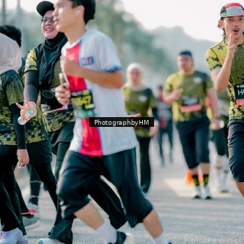 Runner Photo 6400266