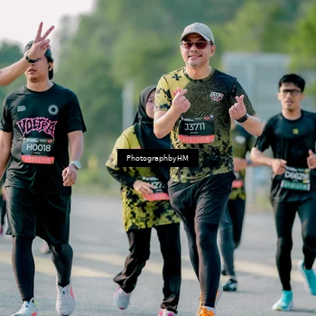 Runner Photo 6400279