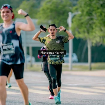Runner Photo 6400322