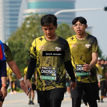 Runner Photo 6400342