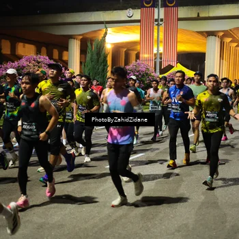 Runner Photo 6400530
