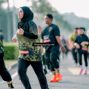 Runner Photo 6400592