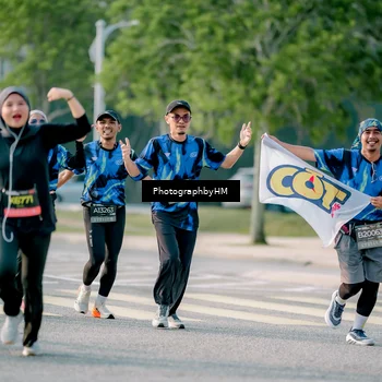 Runner Photo 6400676