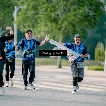 Runner Photo 6400677