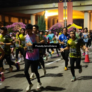 Runner Photo 6400711