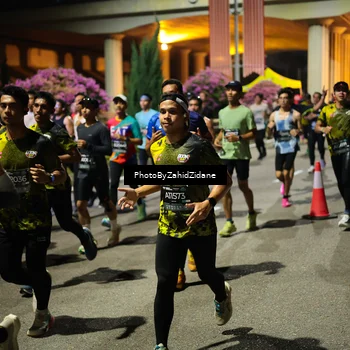 Runner Photo 6400755