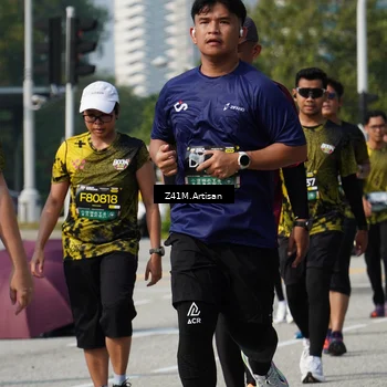Runner Photo 6400791