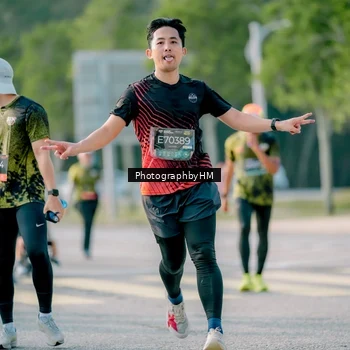 Runner Photo 6400895