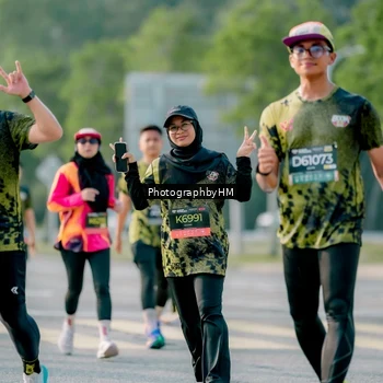 Runner Photo 6401082