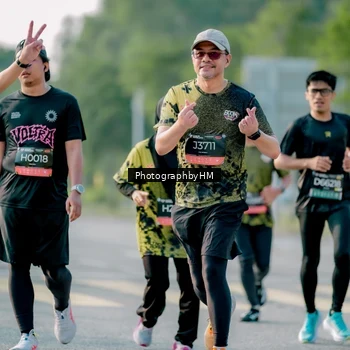 Runner Photo 6401093