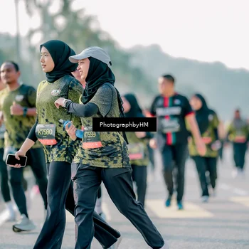 Runner Photo 6401212
