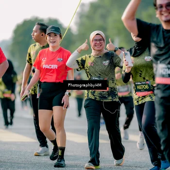 Runner Photo 6401242
