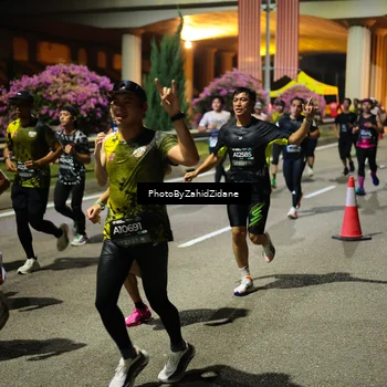 Runner Photo 6401516