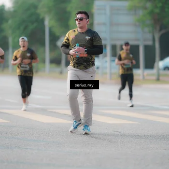 Runner Photo 6401699