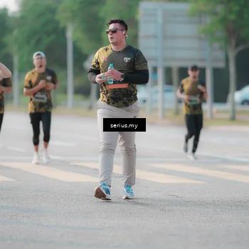 Runner Photo 6401704