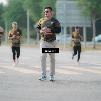 Runner Photo 6401706