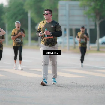 Runner Photo 6401710