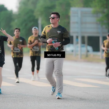Runner Photo 6401717