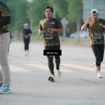Runner Photo 6401731