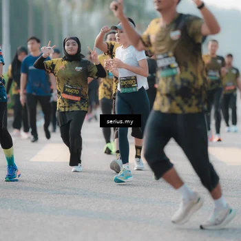 Runner Photo 6401870