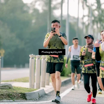 Runner Photo 6402062