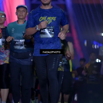 Runner Photo 6402086