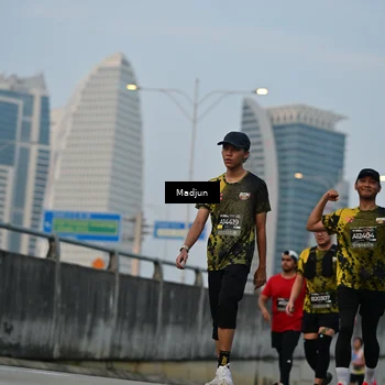 Runner Photo 6402149