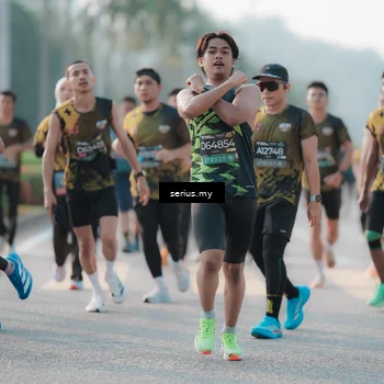 Runner Photo 6402243