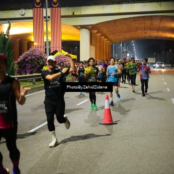 Runner Photo 6402248