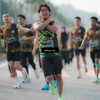 Runner Photo 6402275