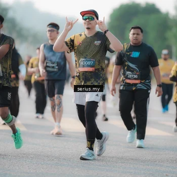 Runner Photo 6402308