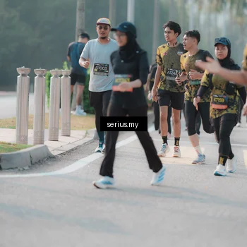 Runner Photo 6402357