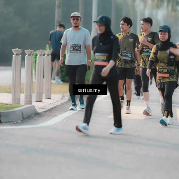Runner Photo 6402364