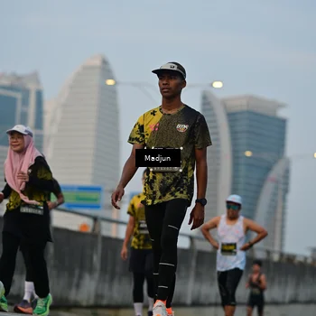 Runner Photo 6402365