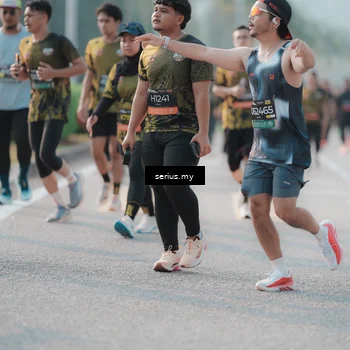 Runner Photo 6402373