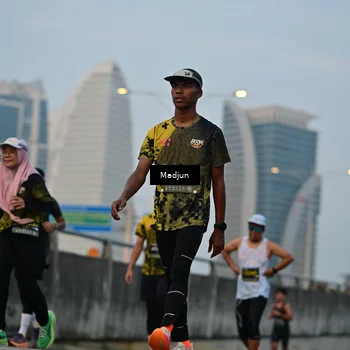Runner Photo 6402381
