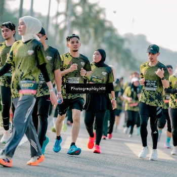 Runner Photo 6402413