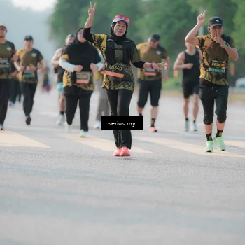 Runner Photo 6402479
