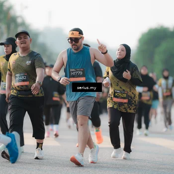 Runner Photo 6402486