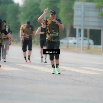 Runner Photo 6402496