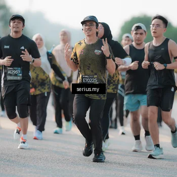 Runner Photo 6402524