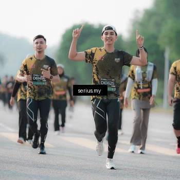 Runner Photo 6402542