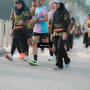 Runner Photo 6402595